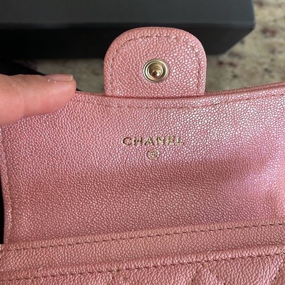 Chanel 19S Pink Iridescent O-Card Holder - Picture 6 of 9